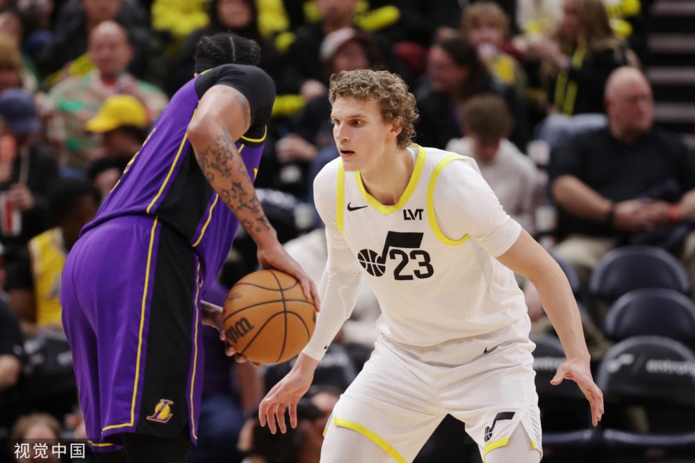 现代足球不 现代足球不